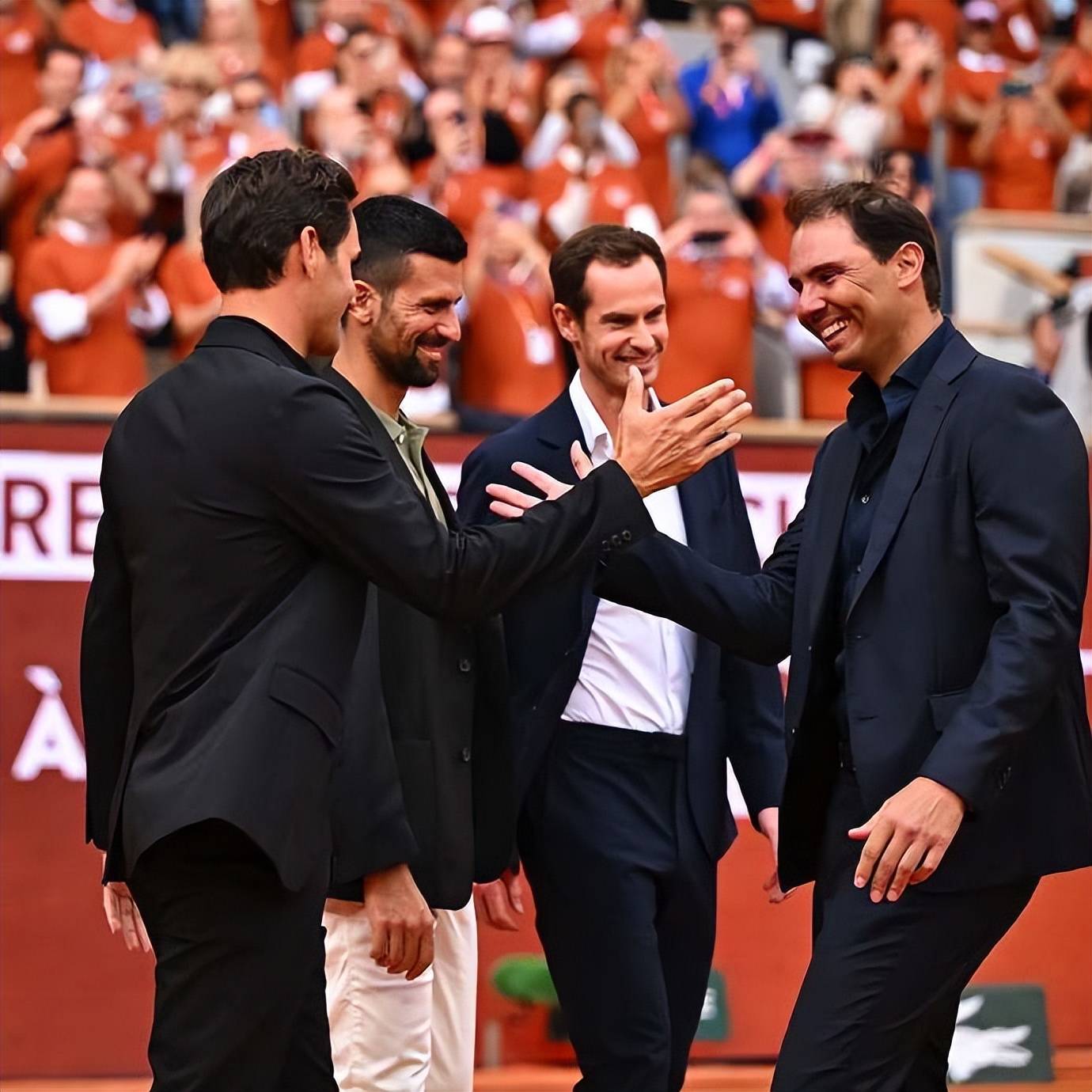 纳达尔重返赛场，持续失利首场状态出色，C9观众沸腾！的简单介绍-爱游戏app